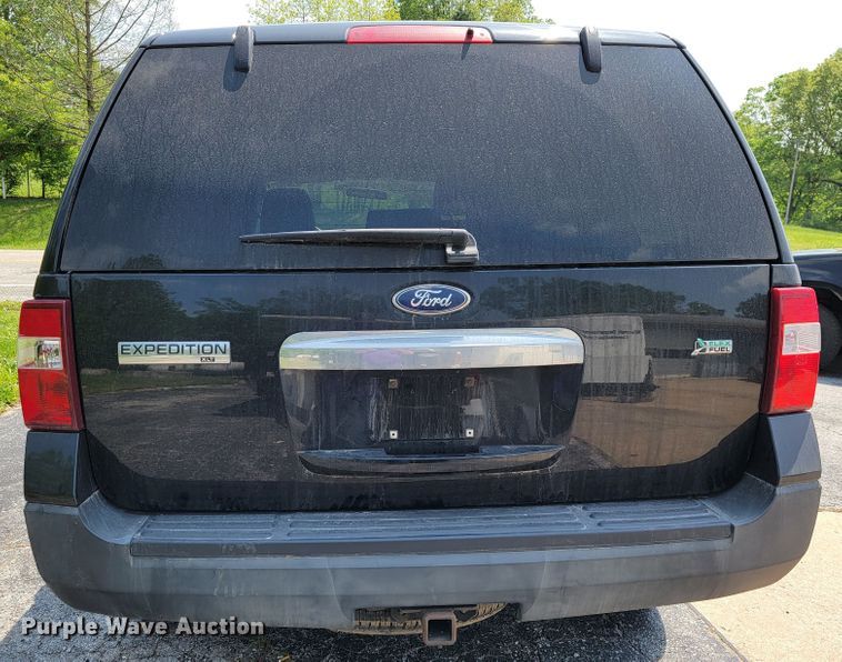 image for item JL9490 2010 Ford Expedition  SUV