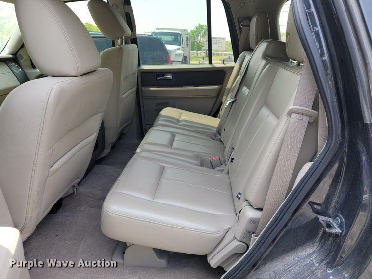 image for item JL9490 2010 Ford Expedition  SUV