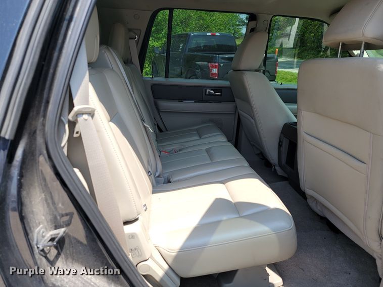 image for item JL9490 2010 Ford Expedition  SUV