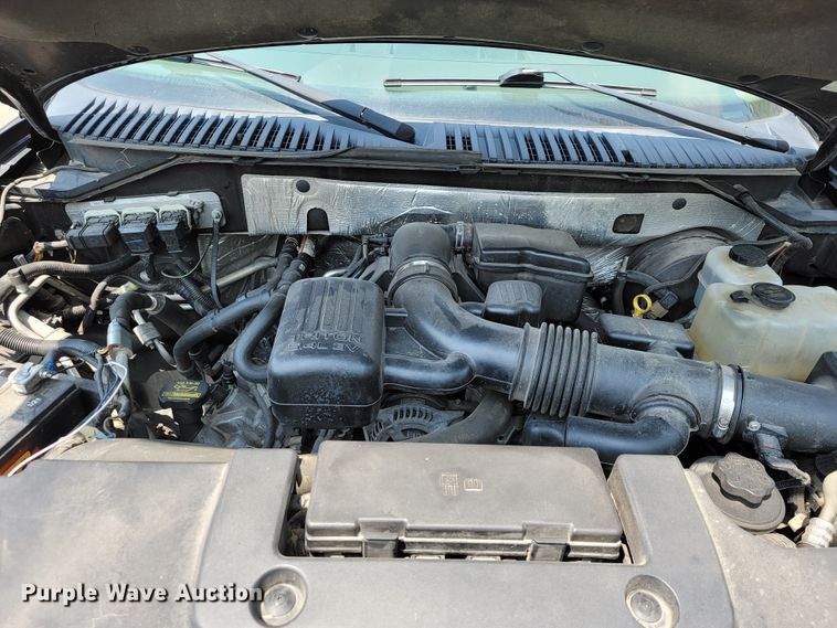 image for item JL9490 2010 Ford Expedition  SUV