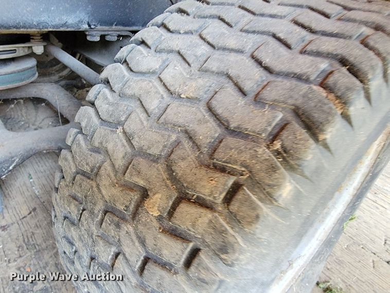 image for item JL9491 Husqvarna GTH2548  lawn mower