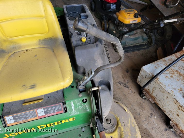 image for item JL9492 John Deere Z425B  lawn mower