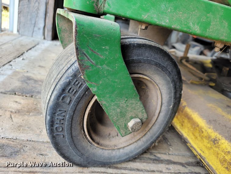 image for item JL9492 John Deere Z425B  lawn mower