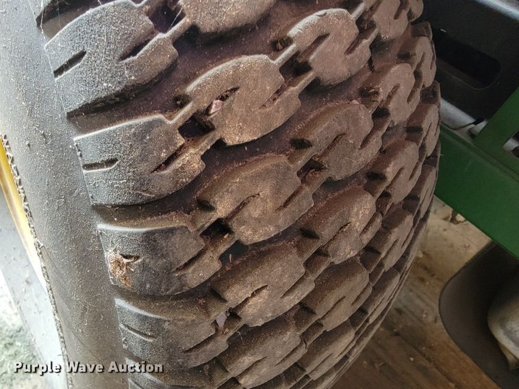 image for item JL9492 John Deere Z425B  lawn mower