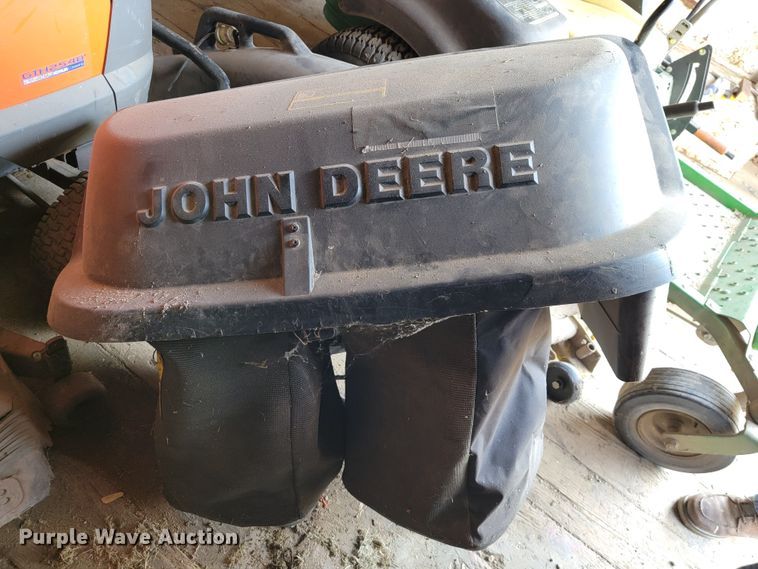 image for item JL9492 John Deere Z425B  lawn mower