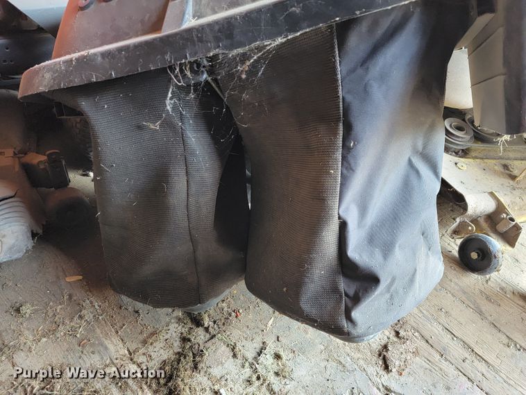 image for item JL9492 John Deere Z425B  lawn mower