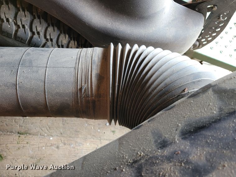 image for item JL9492 John Deere Z425B  lawn mower