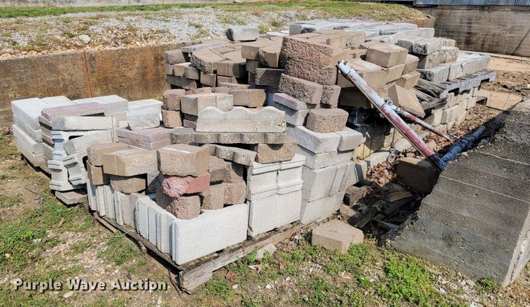 image for item JL9496 Approximately 5 pallets of landscape materials