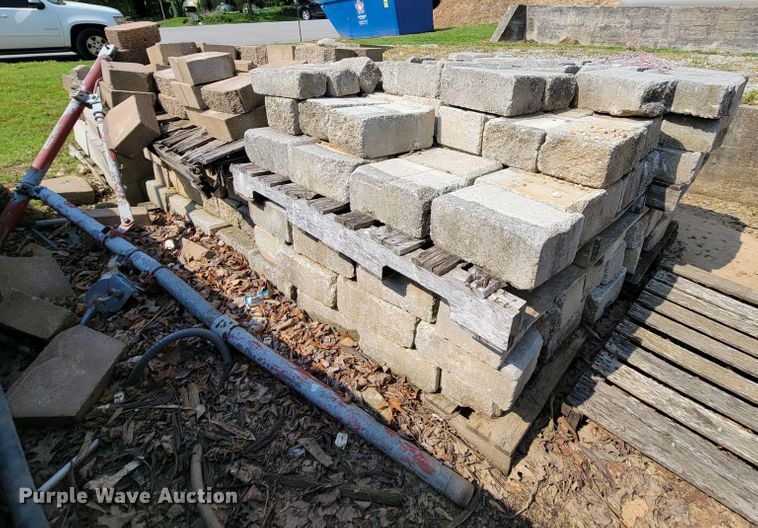 image for item JL9496 Approximately 5 pallets of landscape materials