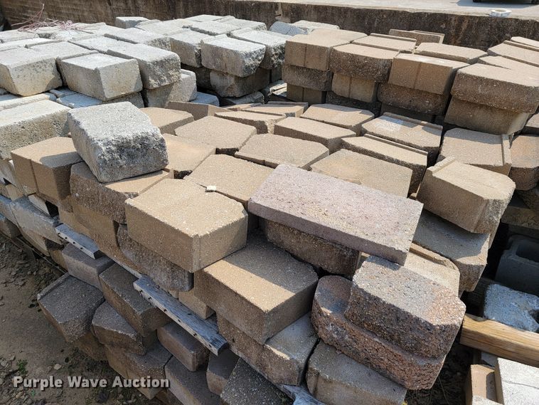 image for item JL9496 Approximately 5 pallets of landscape materials