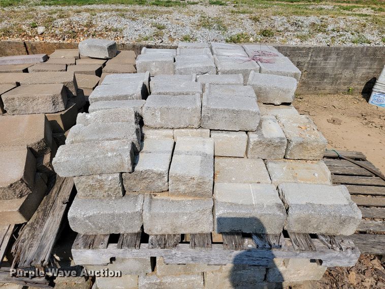 image for item JL9496 Approximately 5 pallets of landscape materials