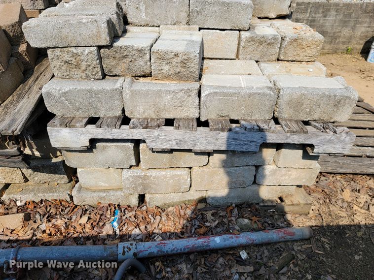 image for item JL9496 Approximately 5 pallets of landscape materials