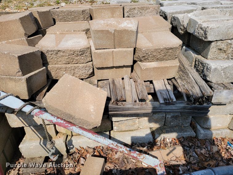 image for item JL9496 Approximately 5 pallets of landscape materials