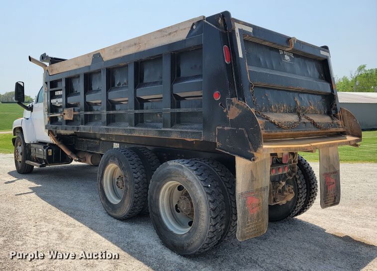 image for item JL9499 2005 Chevrolet C8500  dump truck