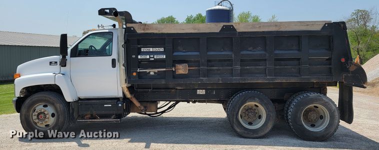 image for item JL9499 2005 Chevrolet C8500  dump truck