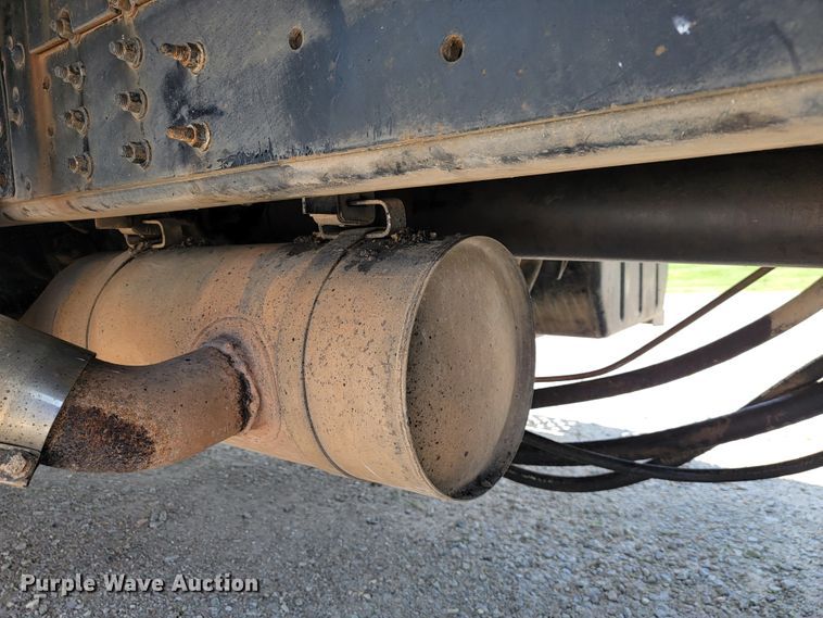 image for item JL9499 2005 Chevrolet C8500  dump truck