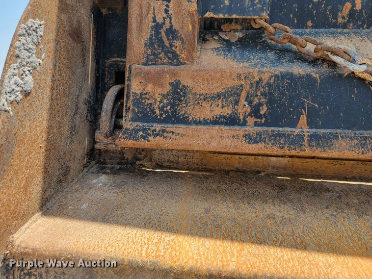 image for item JL9499 2005 Chevrolet C8500  dump truck