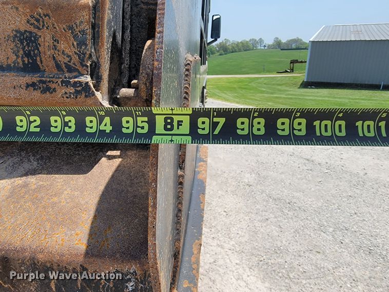 image for item JL9499 2005 Chevrolet C8500  dump truck