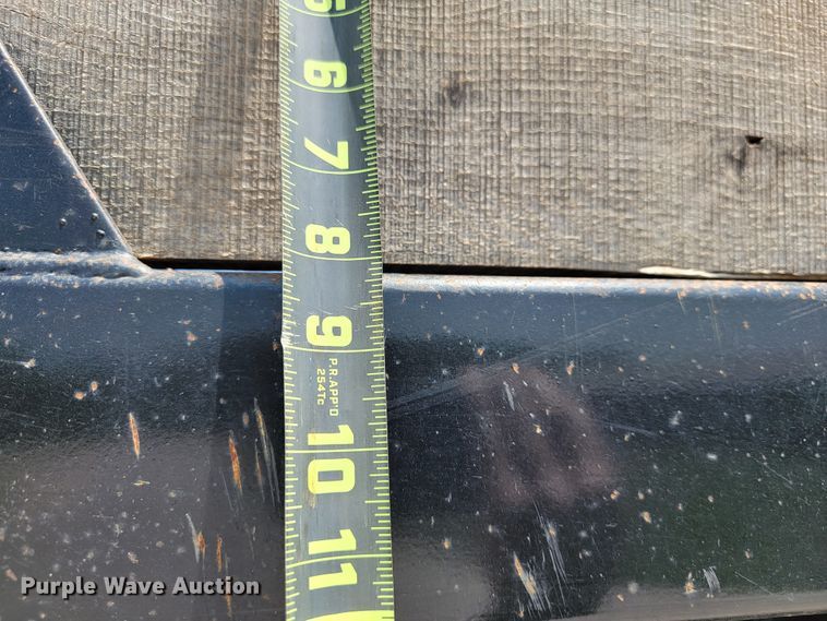 image for item JL9499 2005 Chevrolet C8500  dump truck