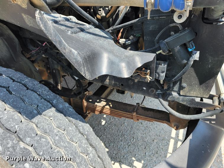 image for item JL9499 2005 Chevrolet C8500  dump truck