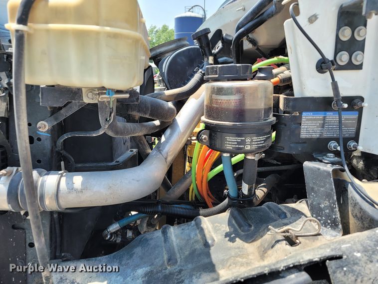 image for item JL9499 2005 Chevrolet C8500  dump truck