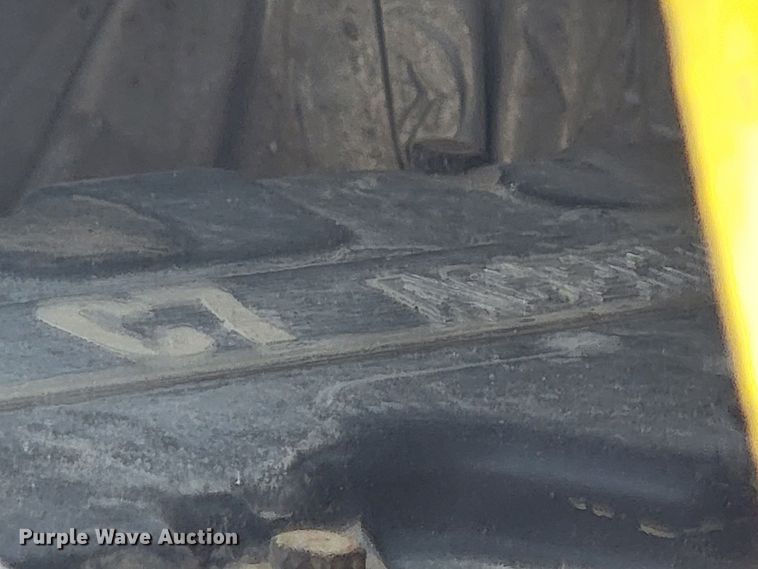 image for item JL9499 2005 Chevrolet C8500  dump truck