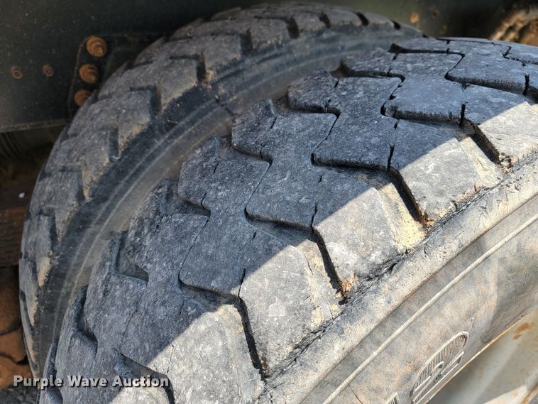 image for item JL9499 2005 Chevrolet C8500  dump truck