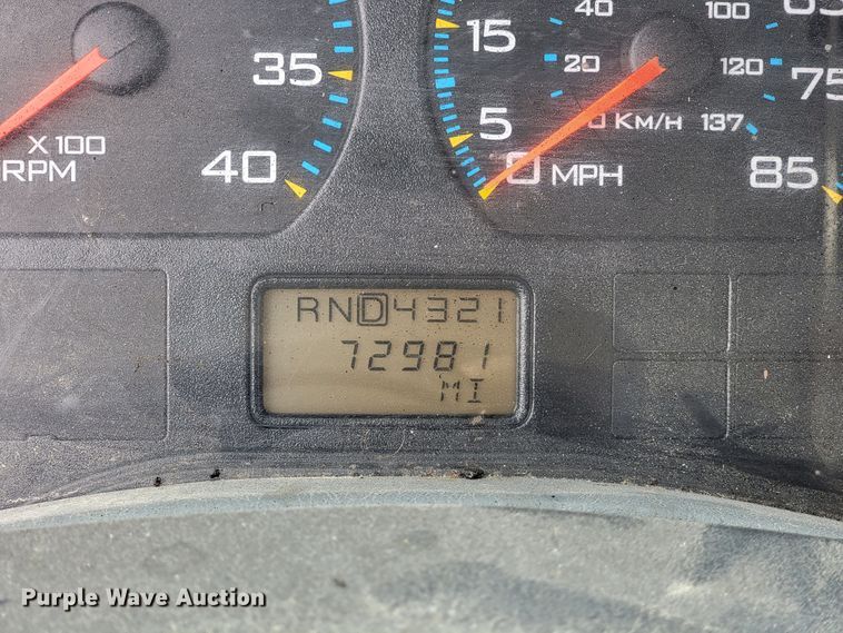 image for item JL9514 2006 International 7400  oil distributor truck