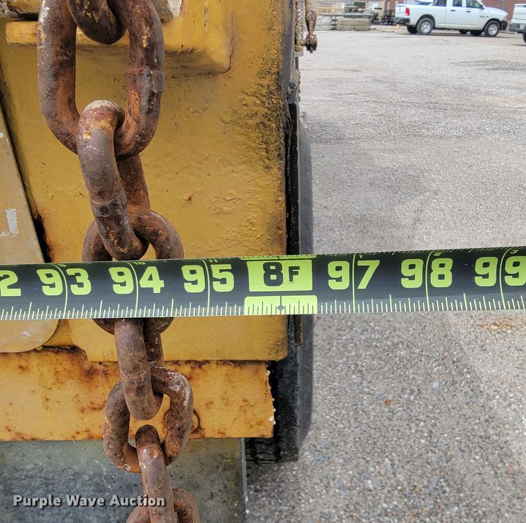 image for item JL9515 2005 International 7400  dump truck