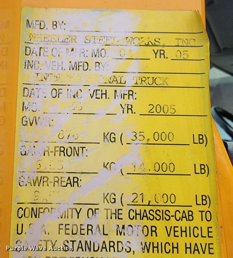 image for item JL9515 2005 International 7400  dump truck