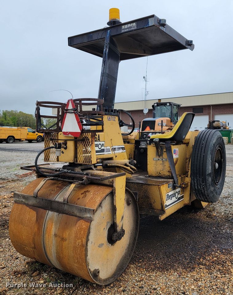 image for item JL9516 Ferguson 46A  double drum roller