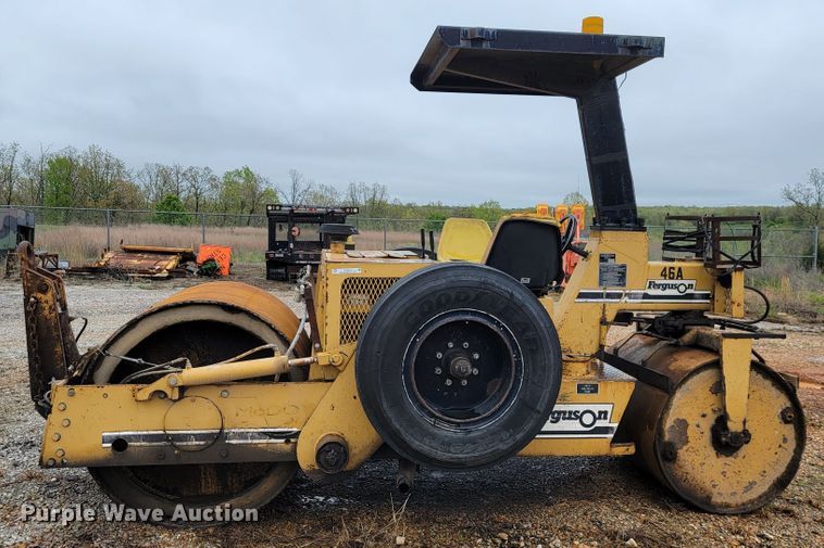 image for item JL9516 Ferguson 46A  double drum roller