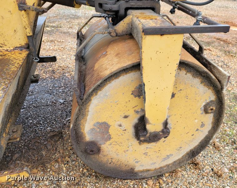 image for item JL9516 Ferguson 46A  double drum roller