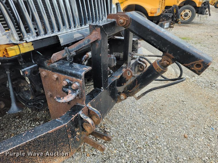 image for item JL9518 2006 International 7400  dump truck