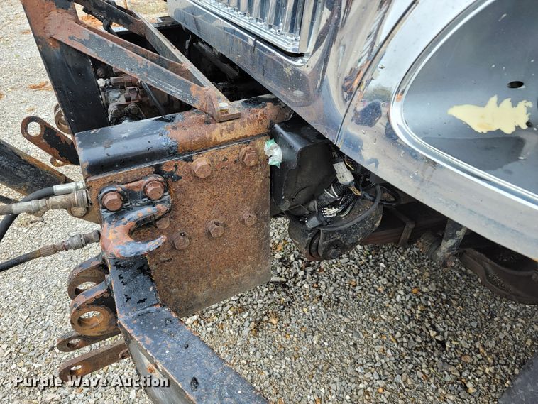 image for item JL9518 2006 International 7400  dump truck