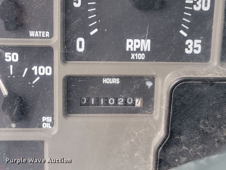 image for item JL9519 2002 International 4900  Crew Cab dump truck