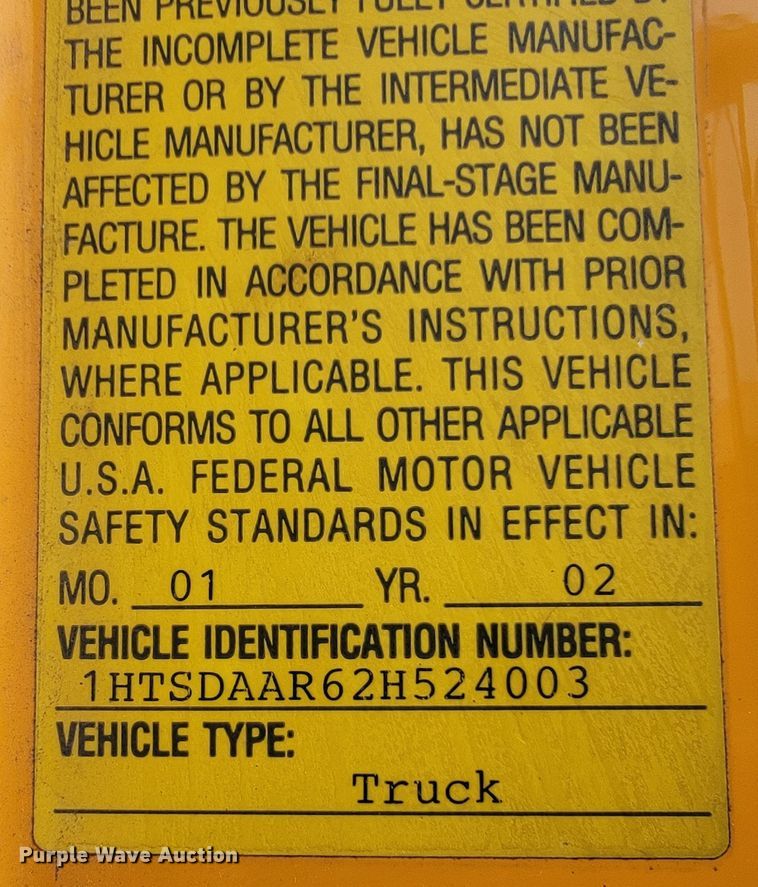 image for item JL9519 2002 International 4900  Crew Cab dump truck