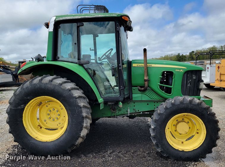 image for item JL9520 John Deere 6430  MFWD tractor