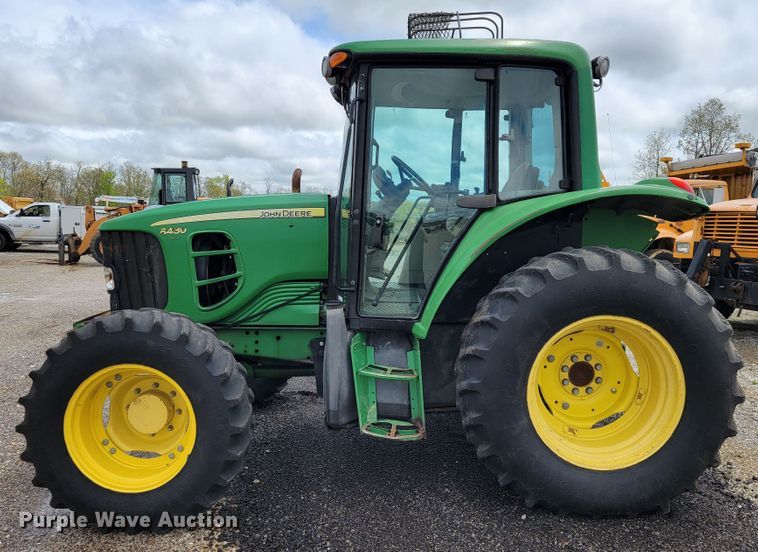 image for item JL9520 John Deere 6430  MFWD tractor