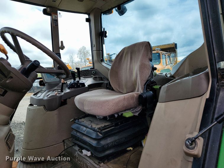 image for item JL9520 John Deere 6430  MFWD tractor