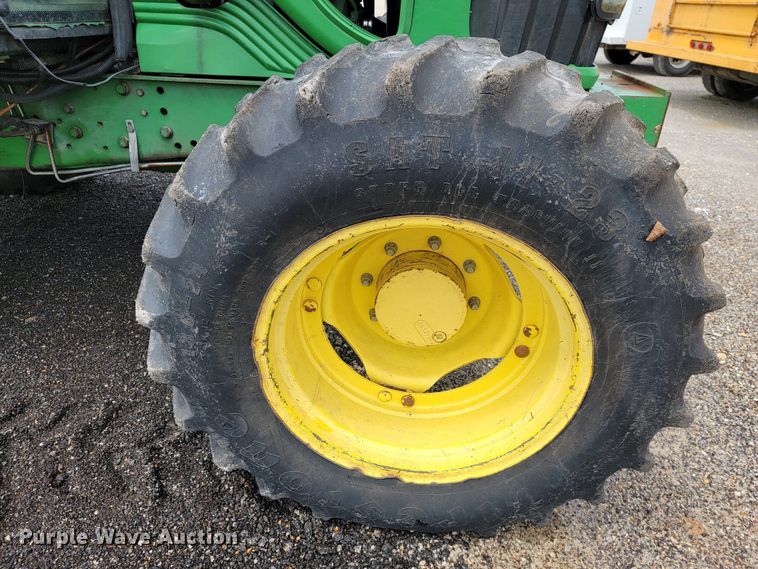 image for item JL9520 John Deere 6430  MFWD tractor