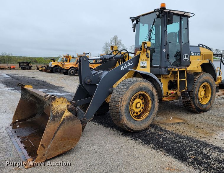 image for item JL9521 2007 John Deere 444J  wheel loader