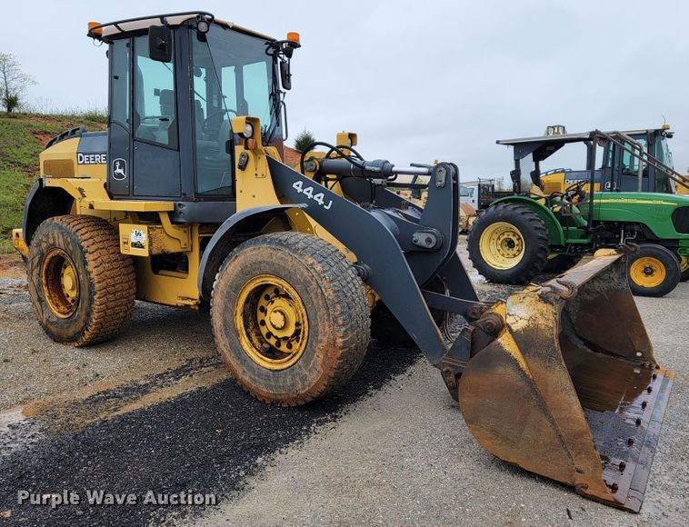 image for item JL9521 2007 John Deere 444J  wheel loader