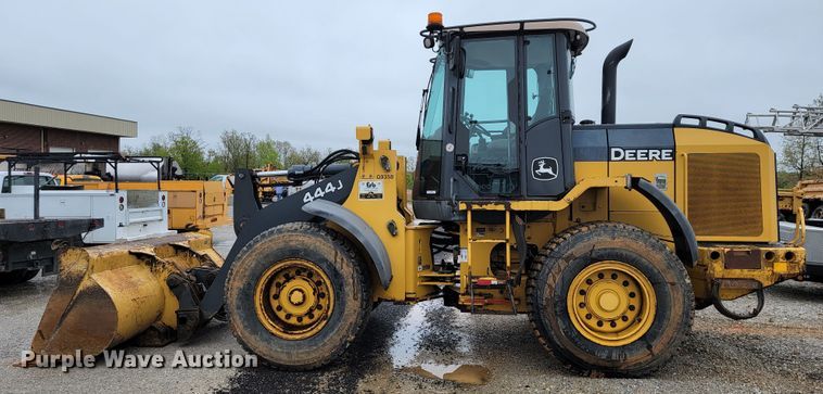 image for item JL9521 2007 John Deere 444J  wheel loader