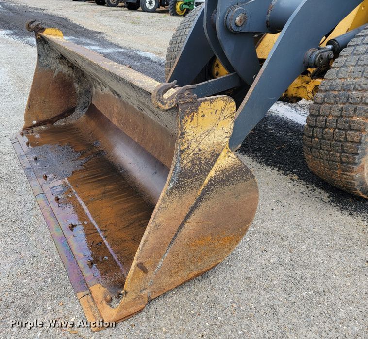 image for item JL9521 2007 John Deere 444J  wheel loader