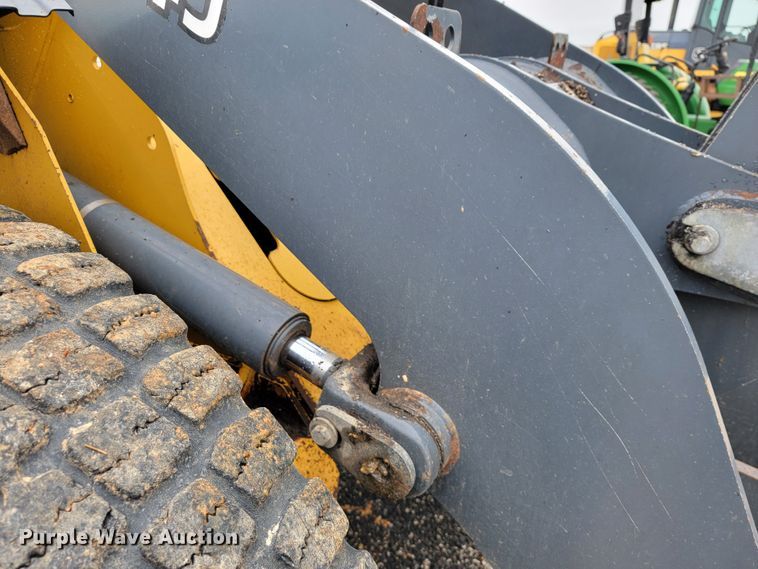 image for item JL9521 2007 John Deere 444J  wheel loader