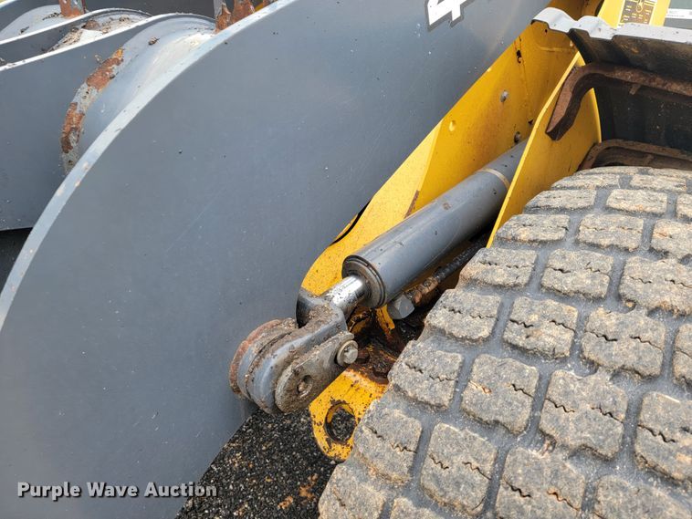 image for item JL9521 2007 John Deere 444J  wheel loader