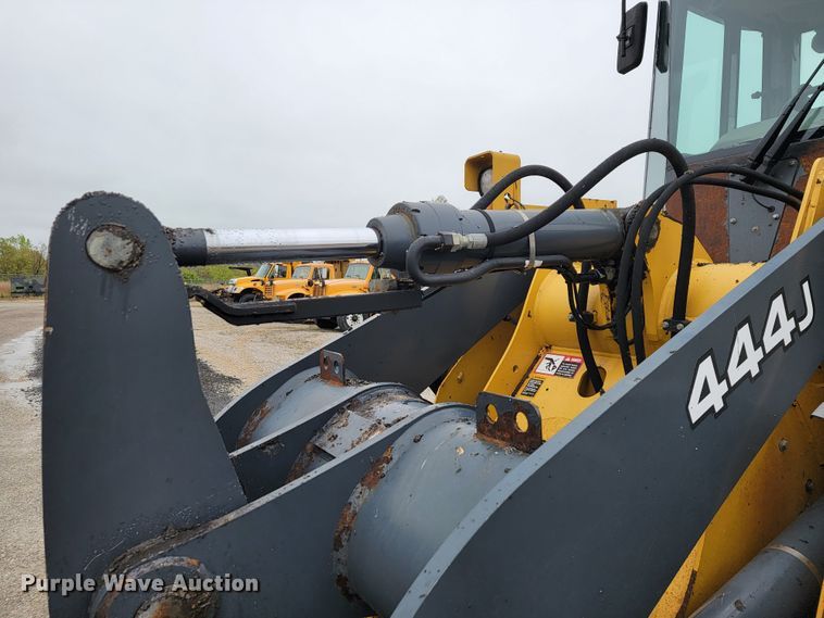 image for item JL9521 2007 John Deere 444J  wheel loader