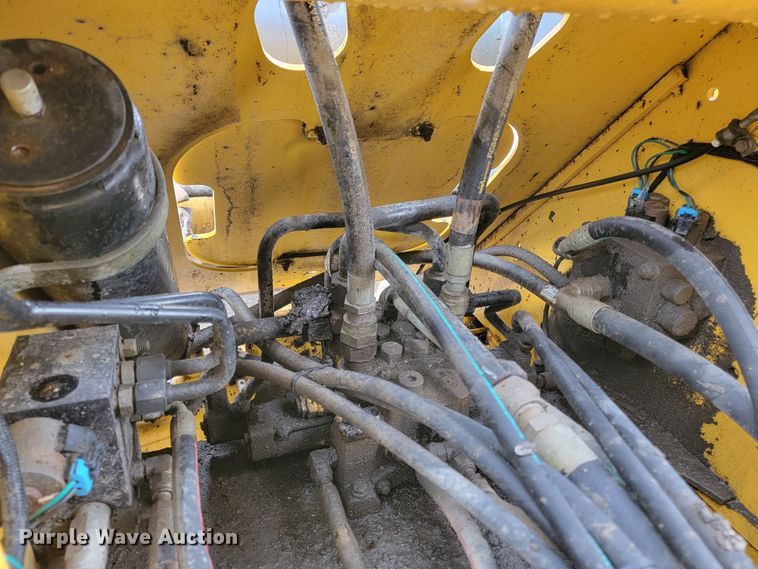 image for item JL9521 2007 John Deere 444J  wheel loader