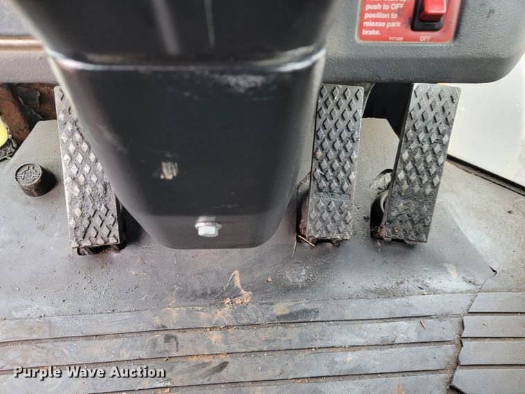 image for item JL9521 2007 John Deere 444J  wheel loader